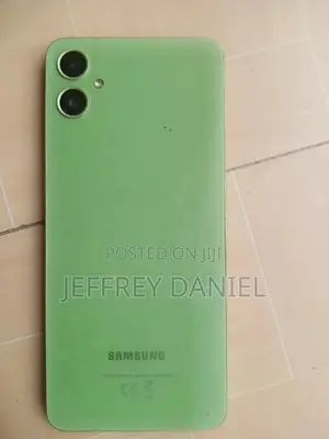 New Samsung Galaxy A05 64 GB Green