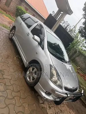 Toyota Wish 2005 Silver