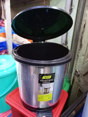 9l Stainless Steel Pedal Step Trash Can.