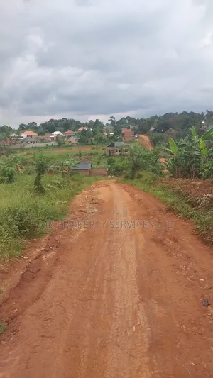 Titled 50x100 Plot in Kavule Lulagala