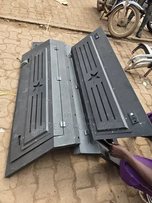 Heavy Duty Locking Storage Box Canopy for Hilux and Ford