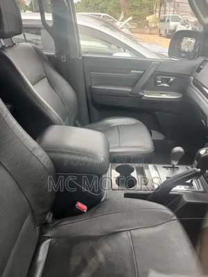 Mitsubishi Pajero V80 3.0 VR-I 2014 White