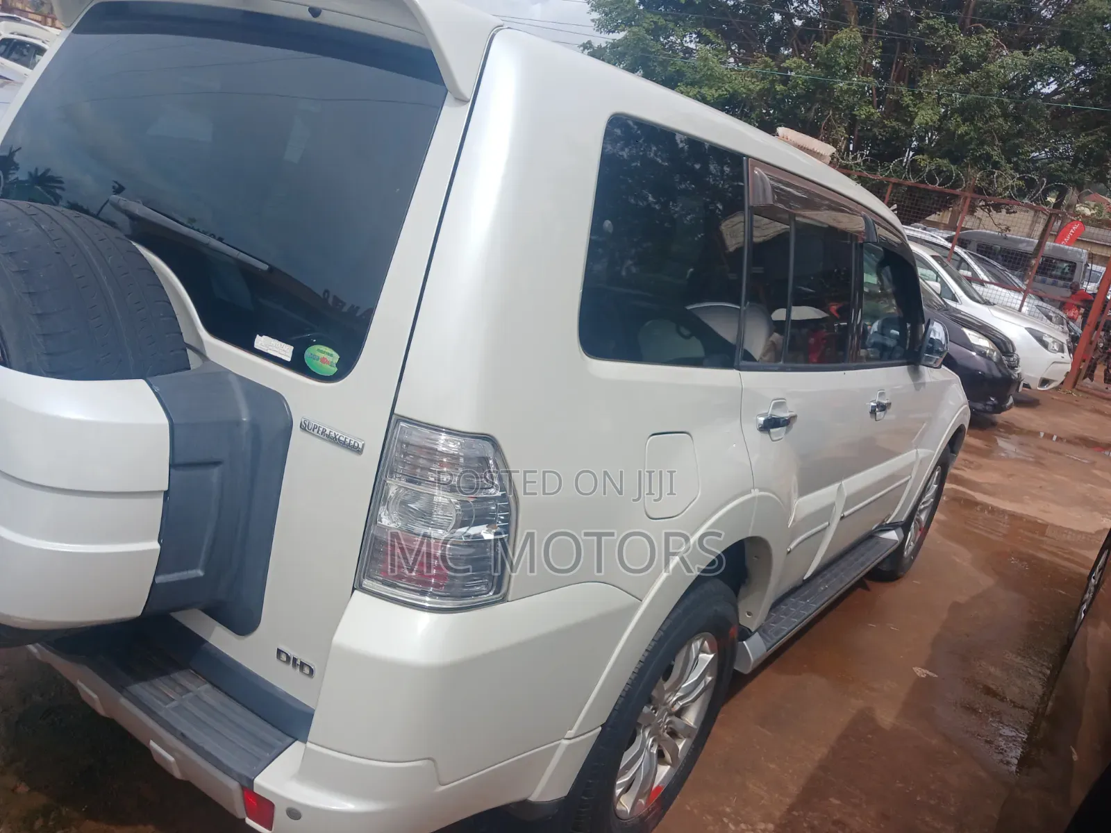 Mitsubishi Pajero V80 3.0 VR-I 2014 White