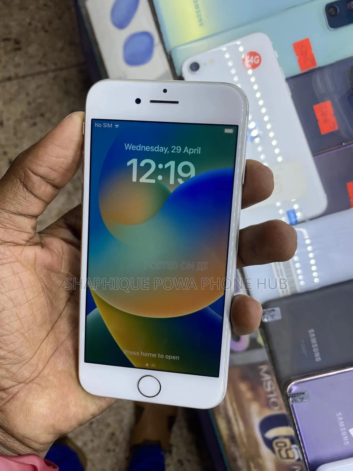 Apple iPhone 8 64 GB White