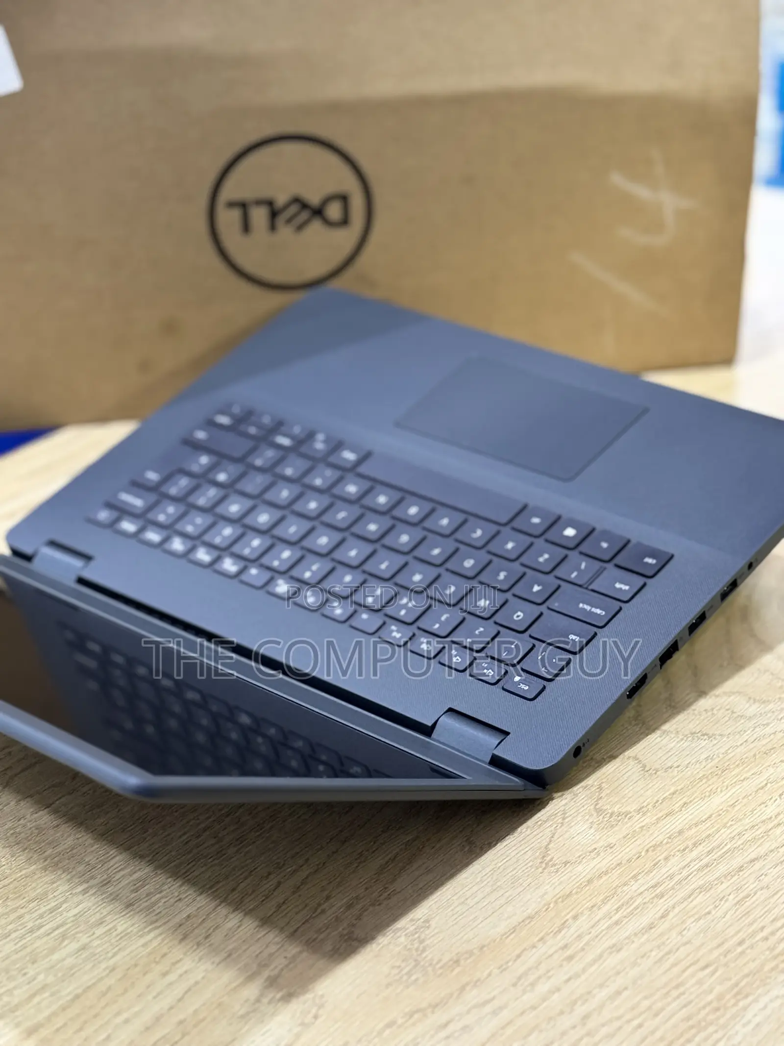 New Laptop Dell Vostro 3400 8GB Intel Core i7 HDD 1T
