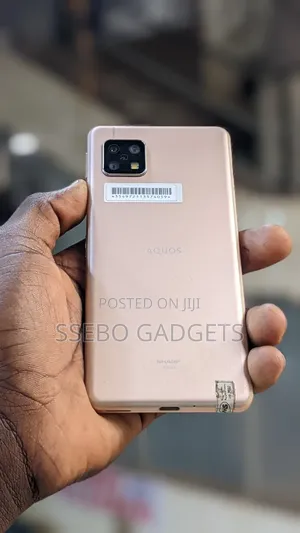Sharp Aquos sense5G 64 GB Bronze