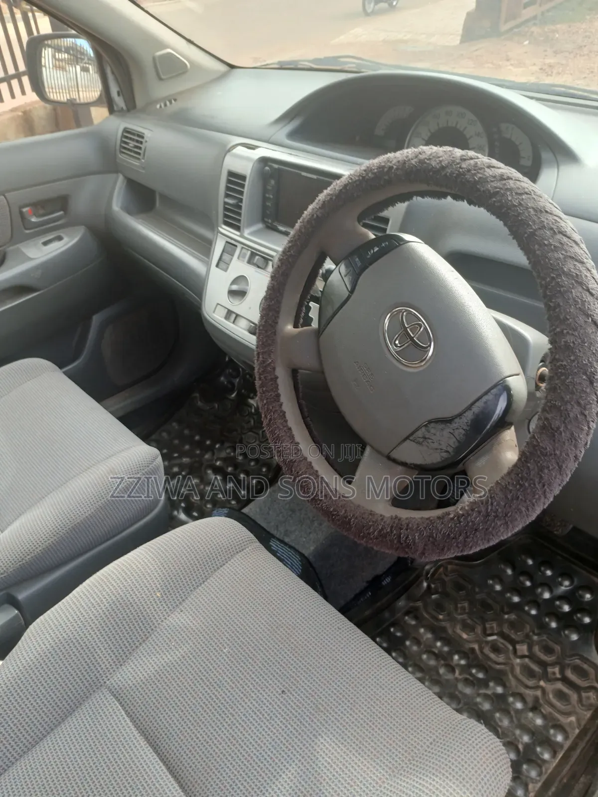 Toyota Raum 1.5 FWD 2004 White