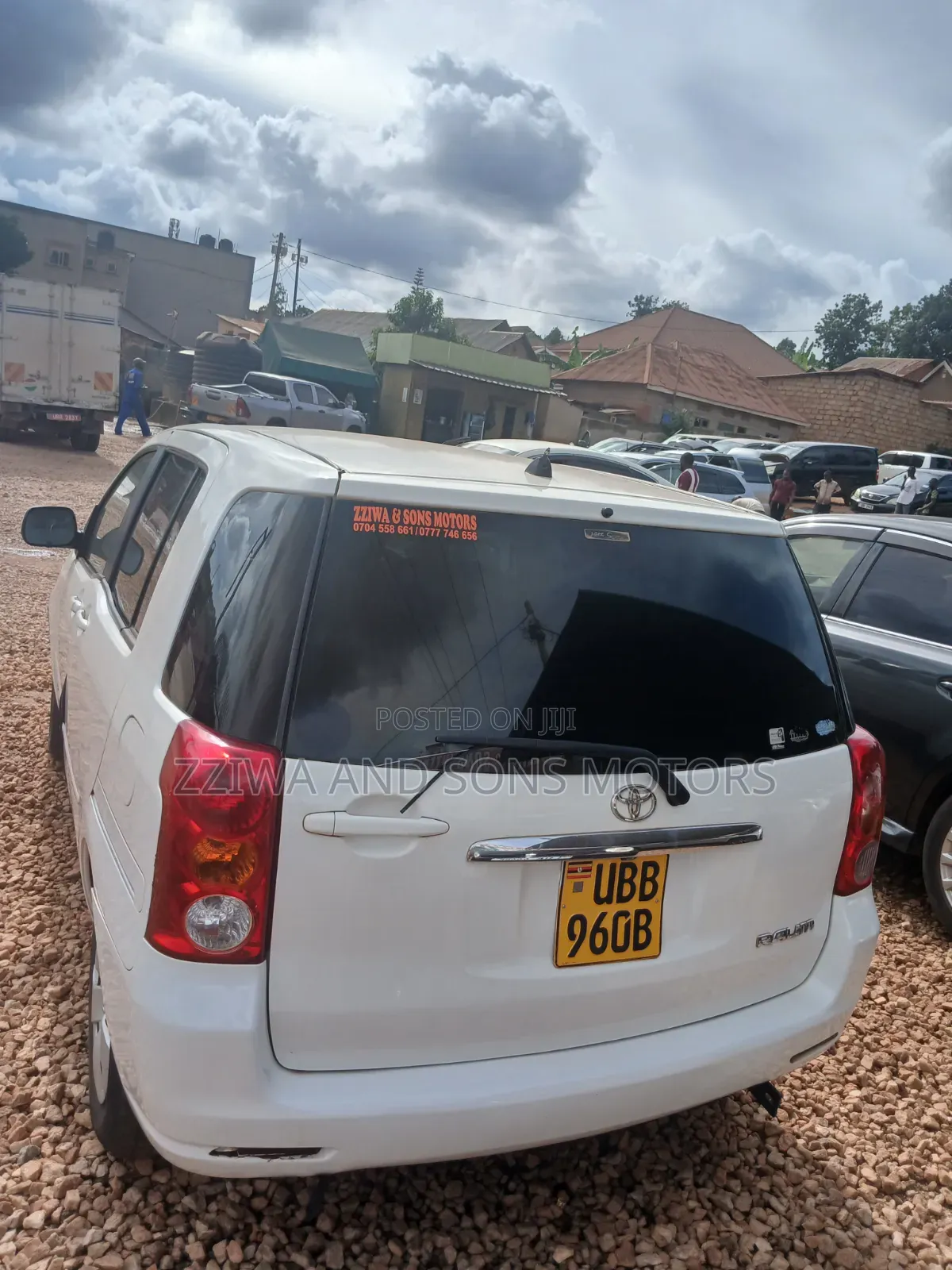 Toyota Raum 1.5 FWD 2004 White