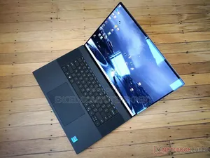 New Laptop Dell XPS 17 9720 16GB Intel Core i7 SSD 512GB