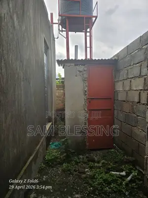 4bdrm Chalet in Konge Lukuli, Central Division for sale