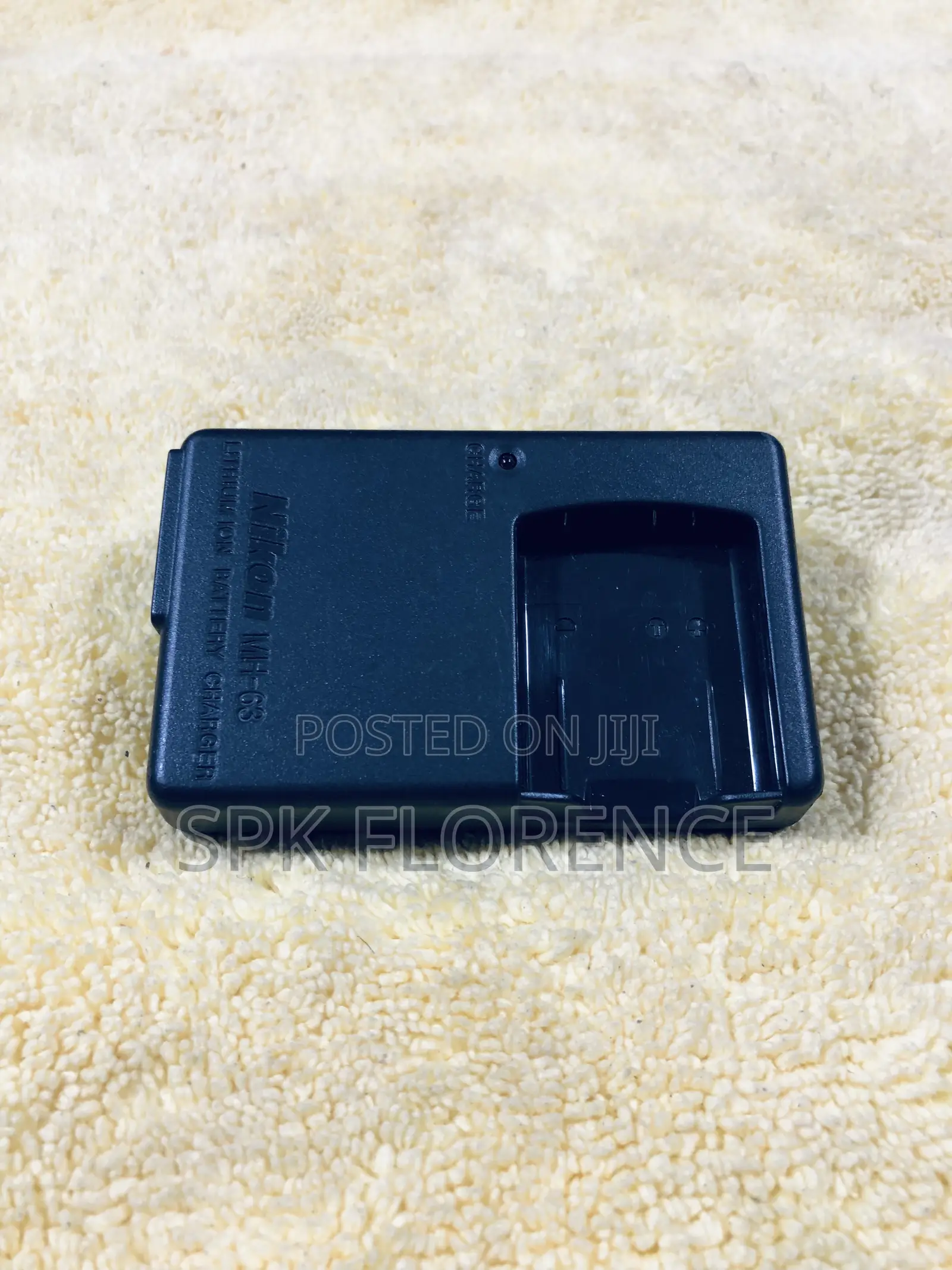 Nikon Class2 Charger Mh-63 4.2v