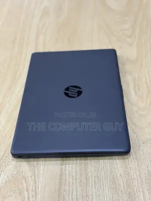 New Laptop HP 15 8GB Intel Core i5 SSD 256GB