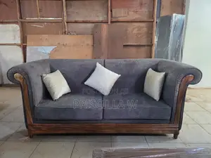 Sofa Set: 7seater Couch