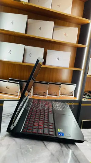 New Laptop Acer Nitro 5 16GB Intel Core i7 SSHD+SSD 512GB