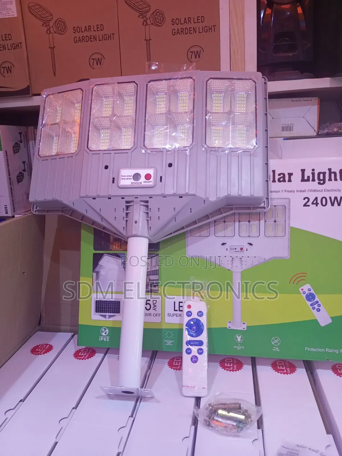 240w Solar Light