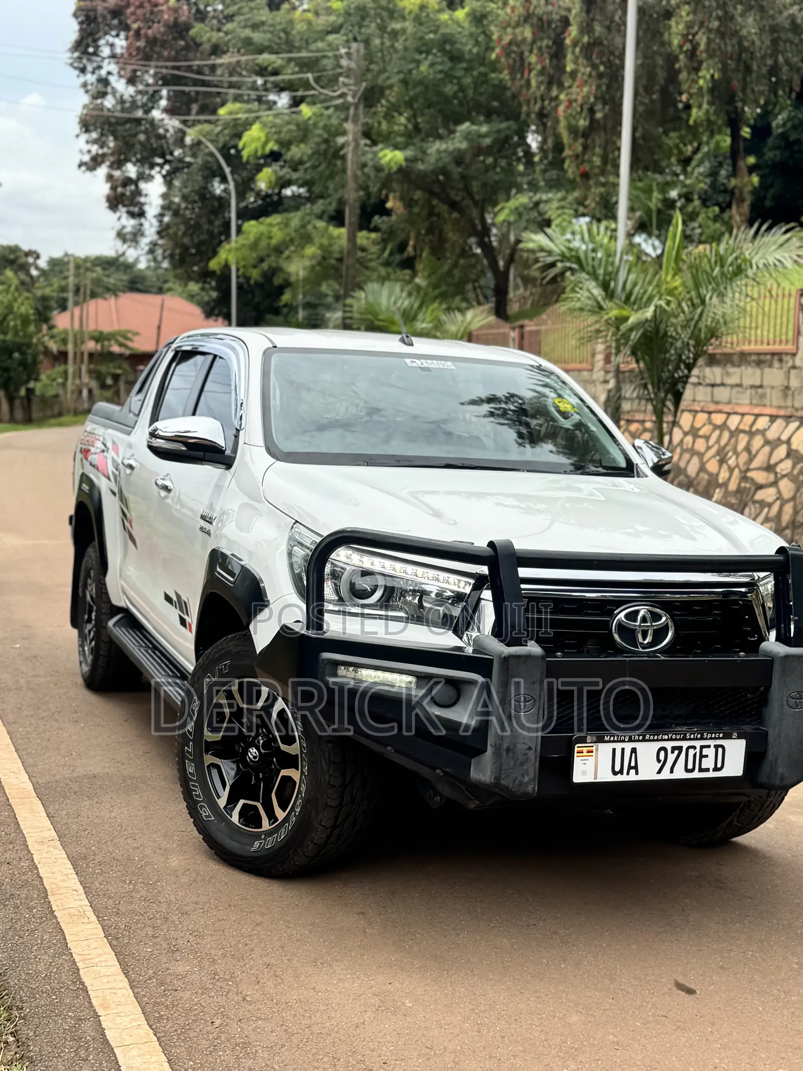 Toyota Hilux 2017 White