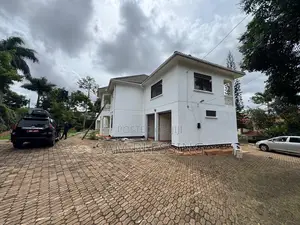 6bdrm Maisonette in Buziga Hill Road, Central Division for sale