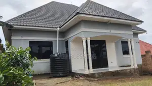 4bdrm House in Bujjoko Mityana, Nsangi for sale