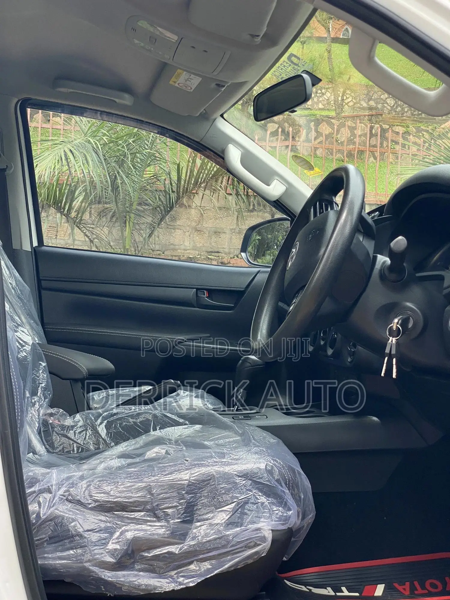 Toyota Hilux 2017 White