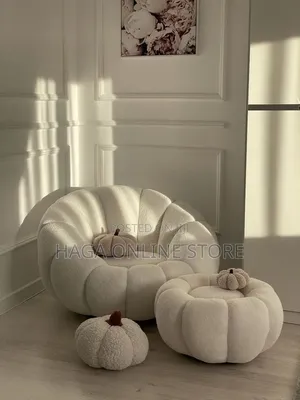 Pumpkin Chair With Ottoman