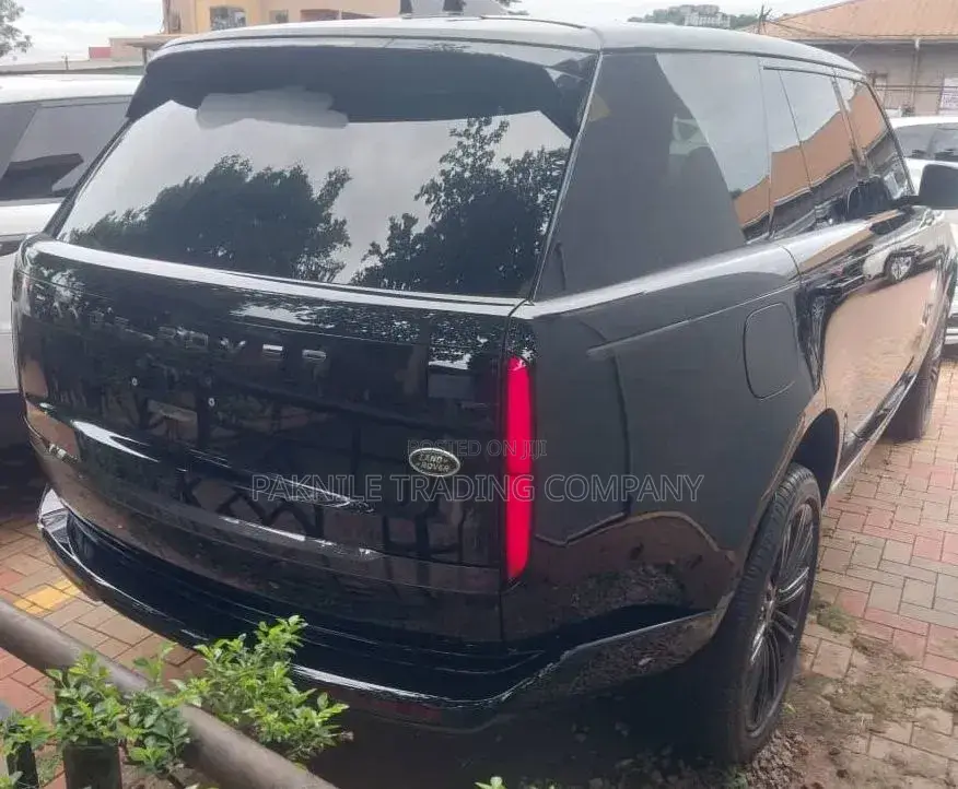 Land Rover Range Rover 2023 Black