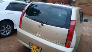Toyota Opa 2005 Gold