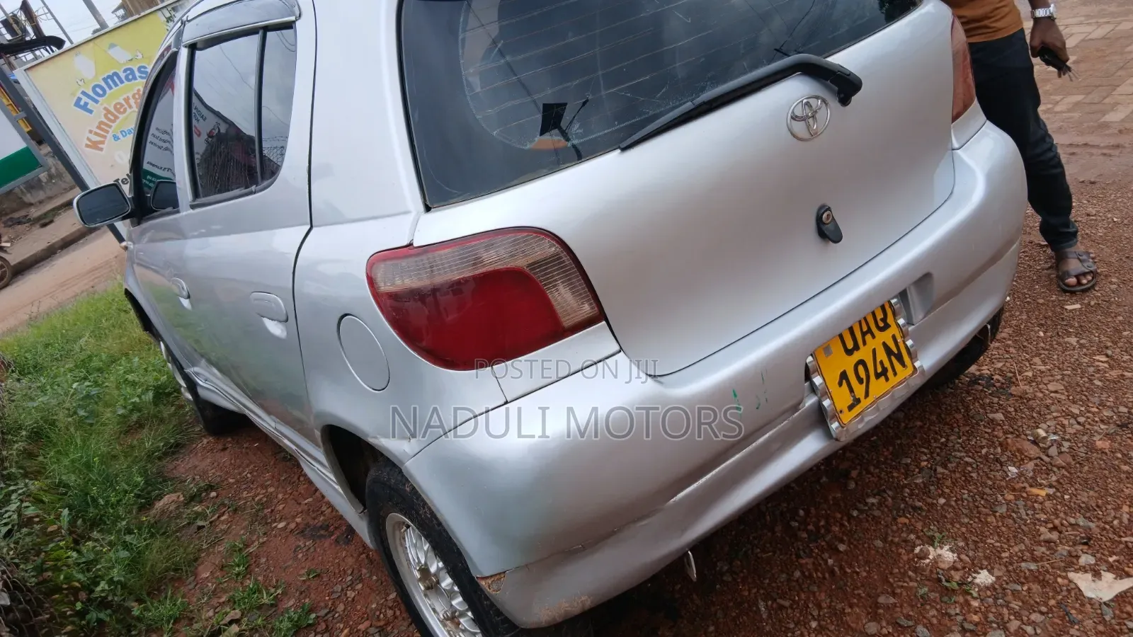 Toyota Vitz 2003 Silver