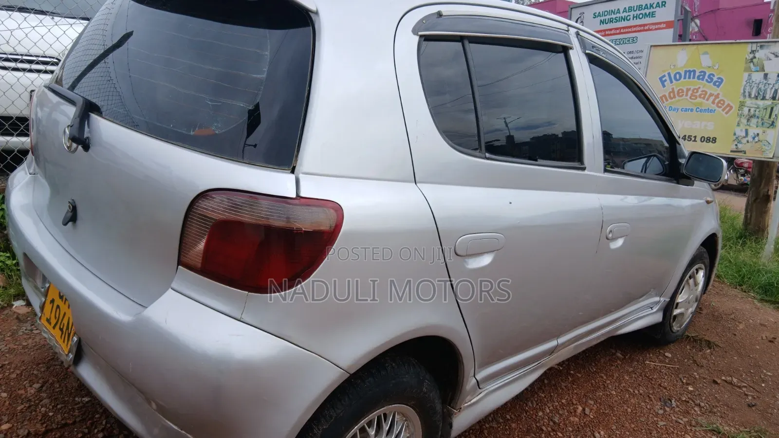 Toyota Vitz 2003 Silver