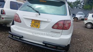 Toyota Harrier 2002 White