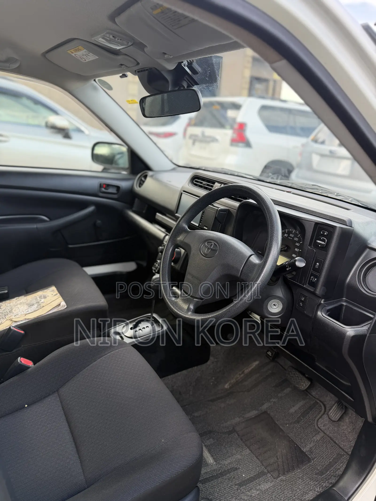 Toyota Probox 1.5 DX Comfort 2WD 2017 White