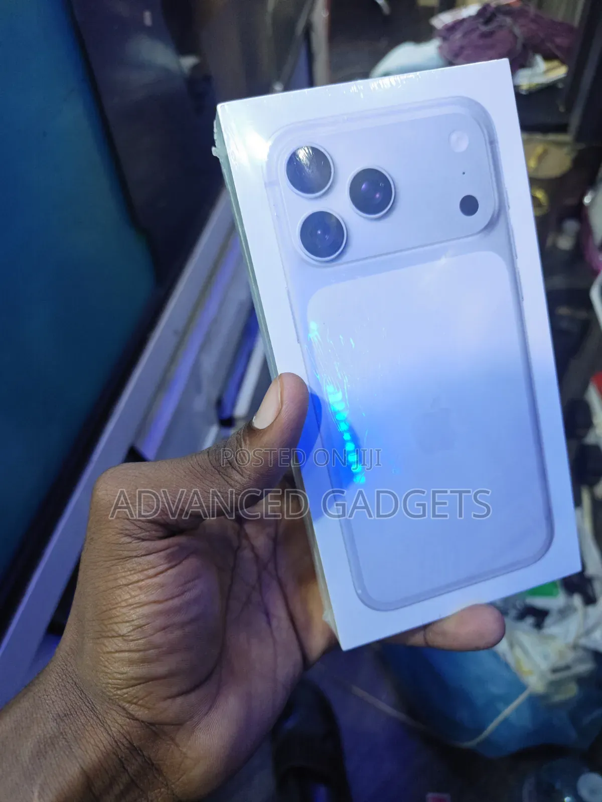 New Apple iPhone 17 Pro Max 256 GB White