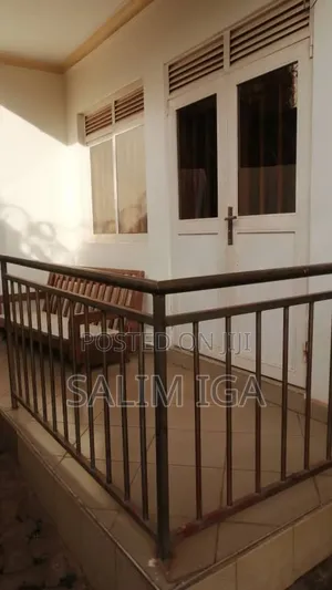 4bdrm Bungalow in Kololo Property, Central Division for rent
