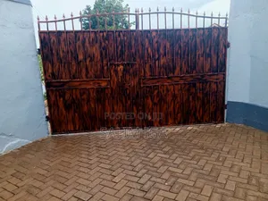 3bdrm Bungalow in Kololo Property, Central Division for rent