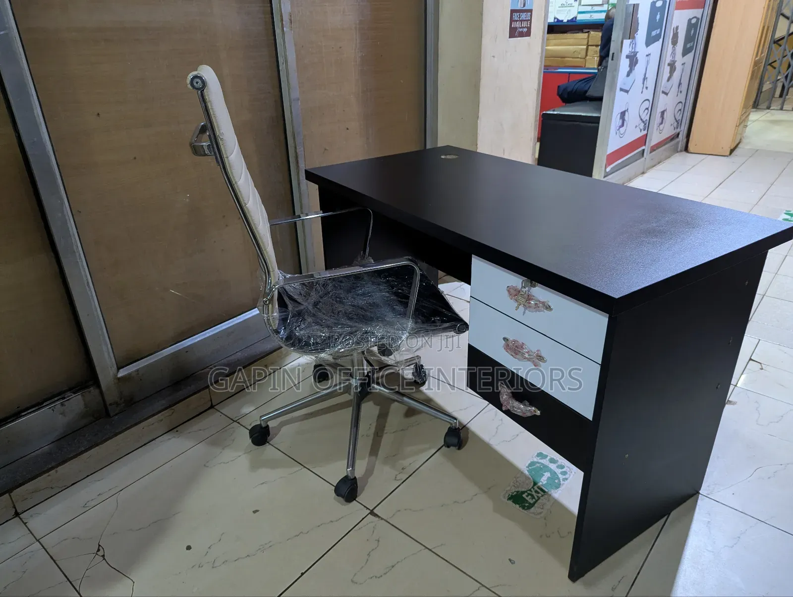 Office Chair Set, New Desk With Refurbished (Used) Adjustable Chair