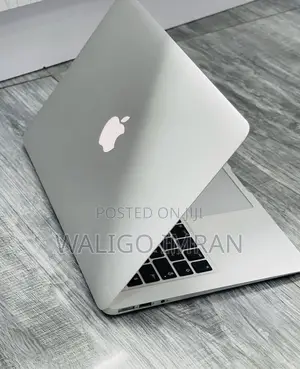 Laptop Apple MacBook Air 2012 4GB Intel Core i5 SSD 128GB