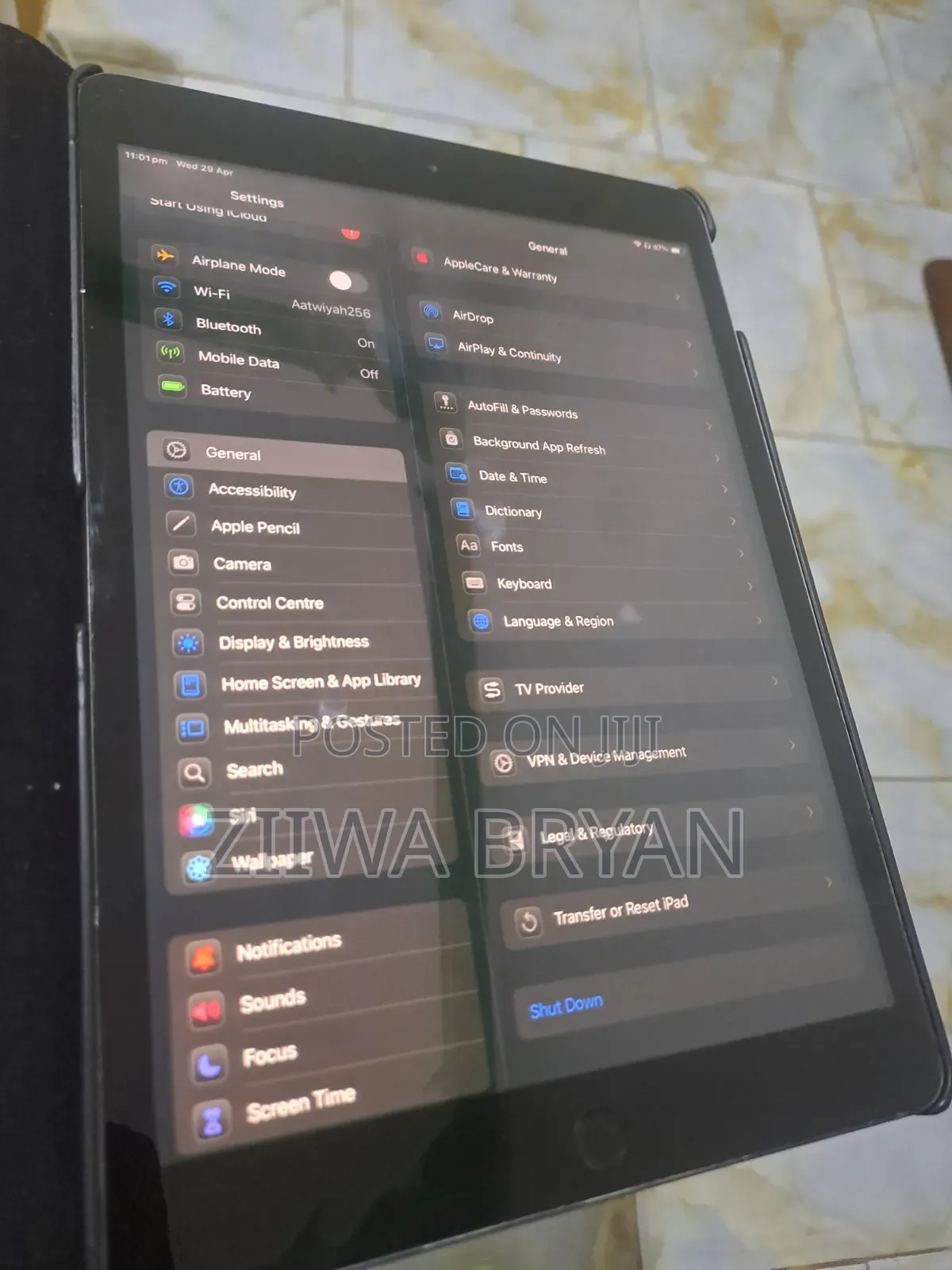 Apple iPad 10.2 (2019) 32 GB Gray
