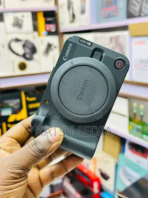 Canon Camera R50v