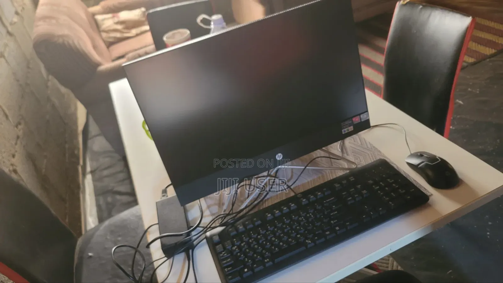 Desktop Computer HP 200 G4 22 All-in-One 8GB AMD Ryzen 3 SSHD+SSD 1T