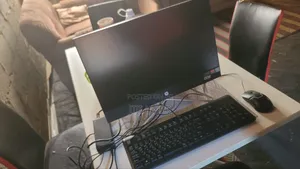 Desktop Computer HP 200 G4 22 All-in-One 8GB AMD Ryzen 3 SSHD+SSD 1T