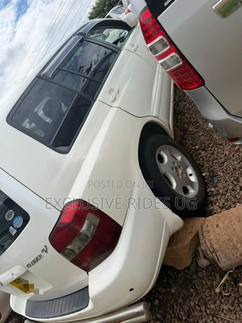 Toyota Kluger 2007 White