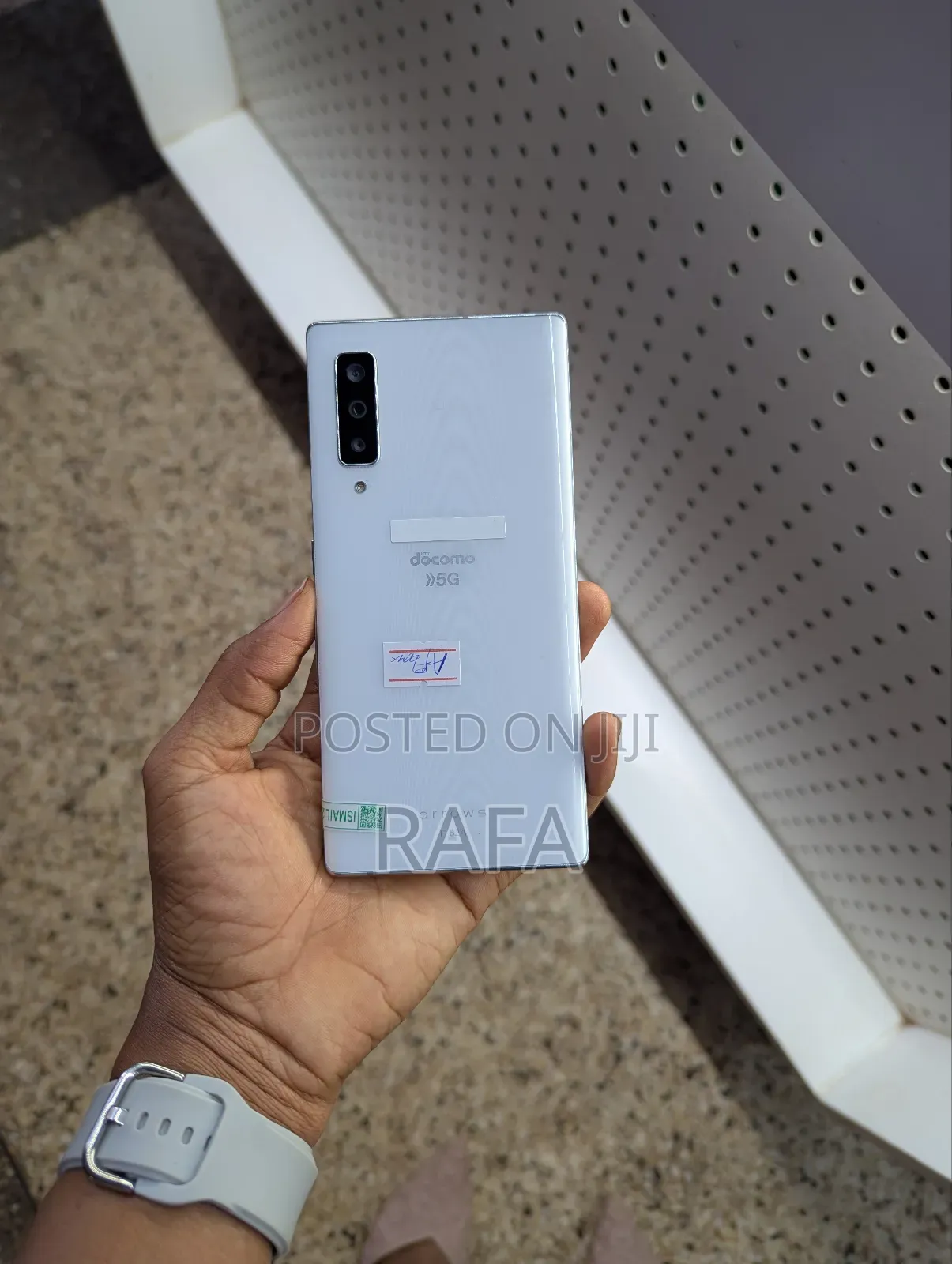 Fujitsu Arrows NX9 F-52A 128 GB White