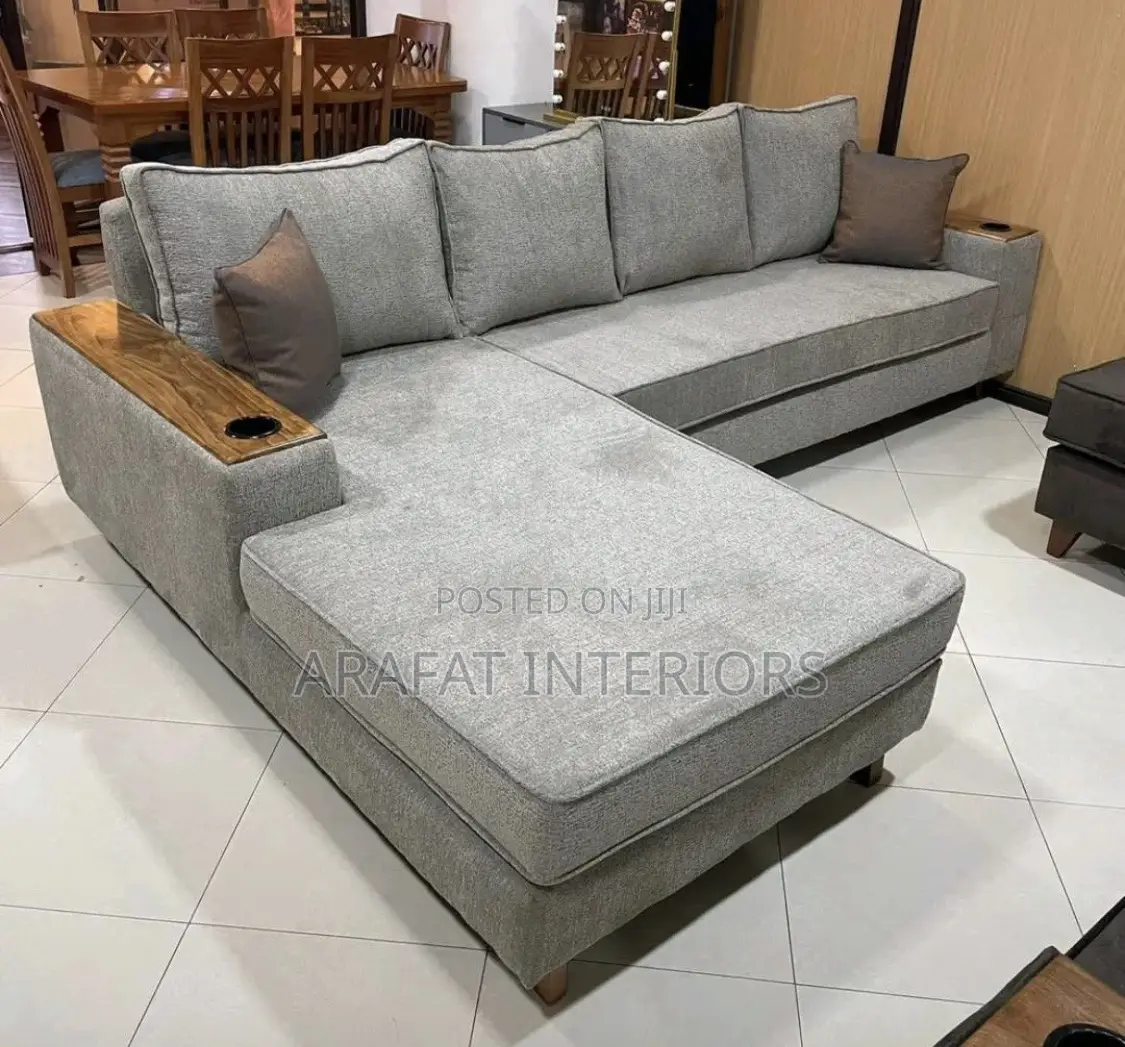 Modern Comfort With a Touch of Elegance 6 Seater Sofa