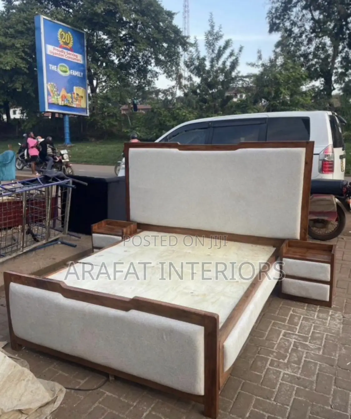 Elegance Comfort Upholstered Bed