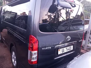 New Toyota HiAce 2013 Black