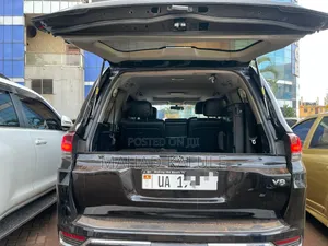 Toyota Land Cruiser 2013 Black