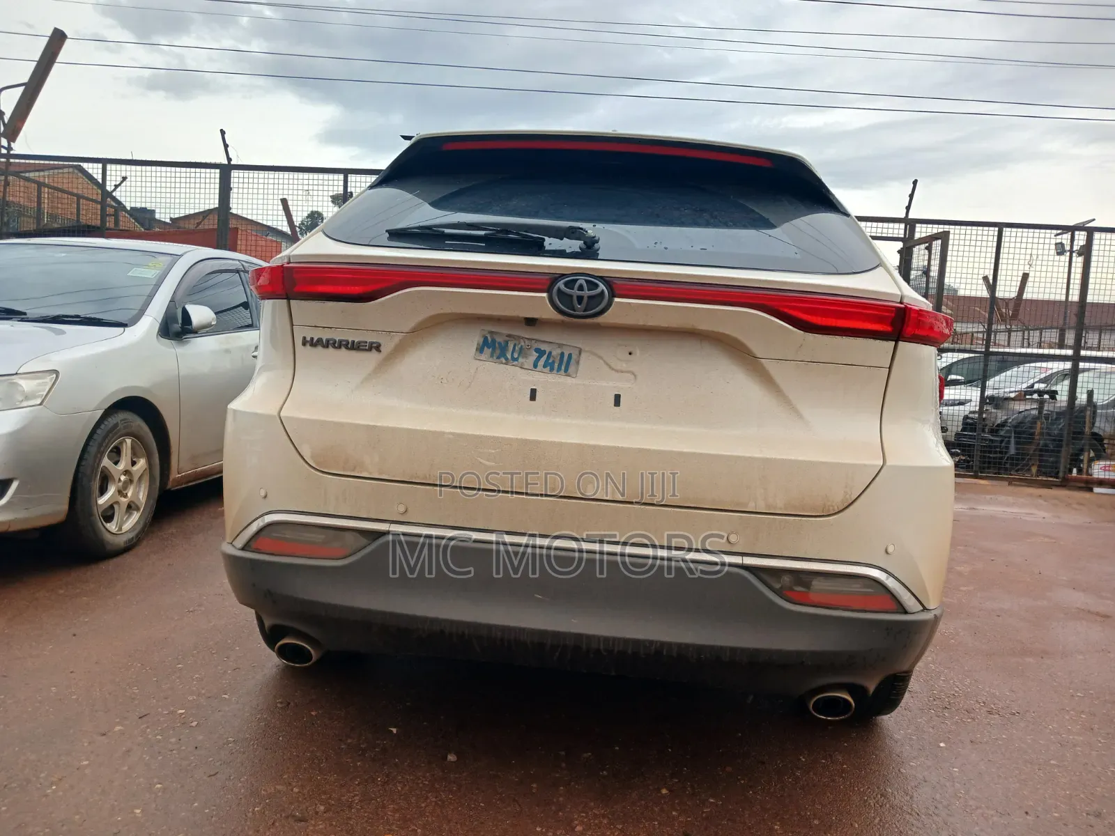 Toyota Harrier 2.0 2020 White