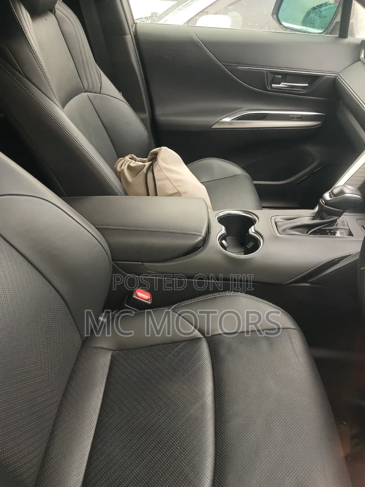 Toyota Harrier 2.0 2020 White