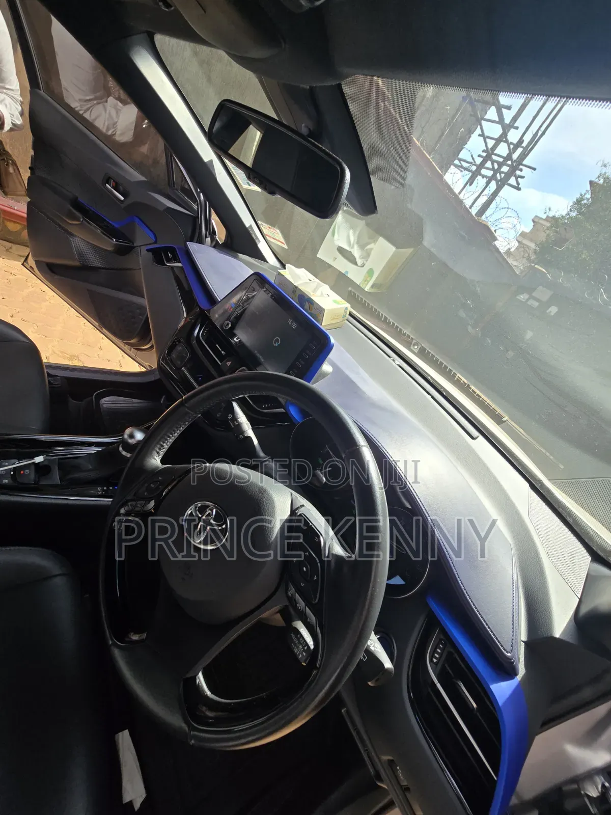 Toyota C-HR 2020 Gray