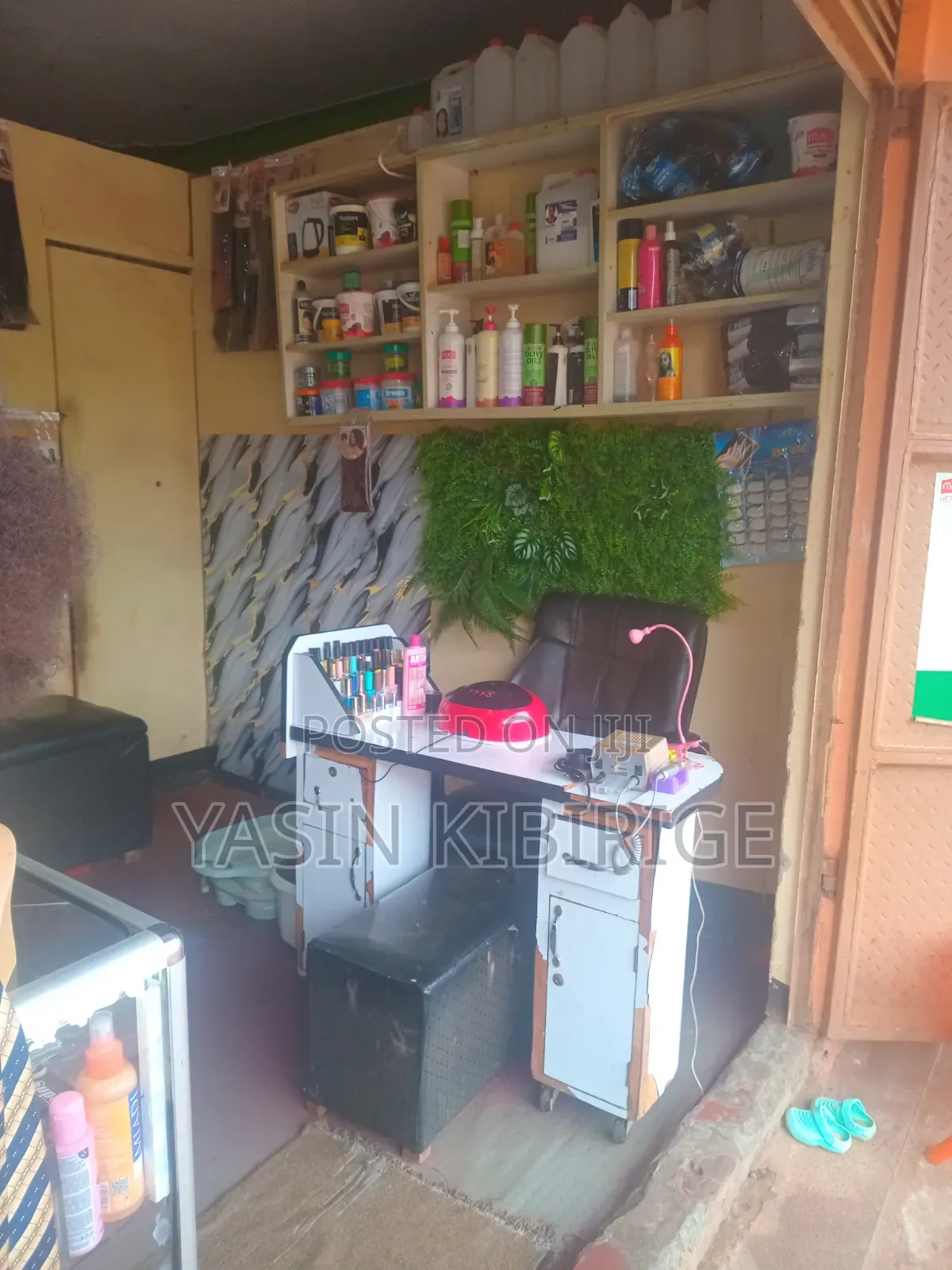 Unisex Salon for Sale (Goodwill)
