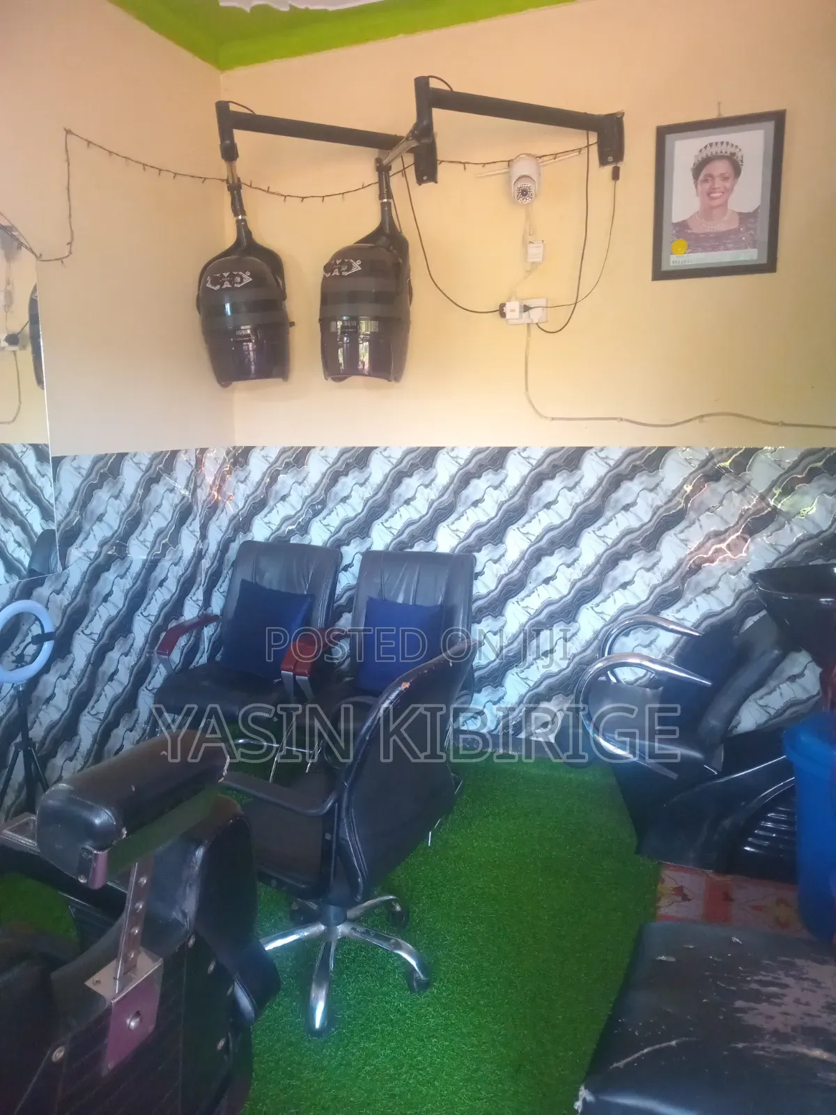 Unisex Salon for Sale (Goodwill)